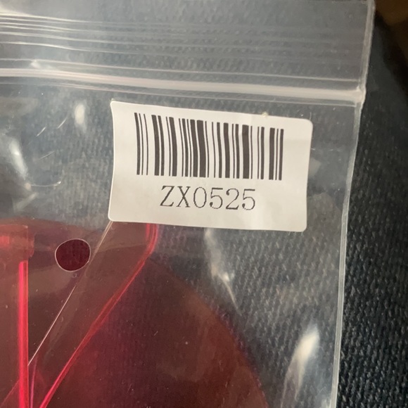 Heart Shaped Rimless Glasses - Picture 3 of 3